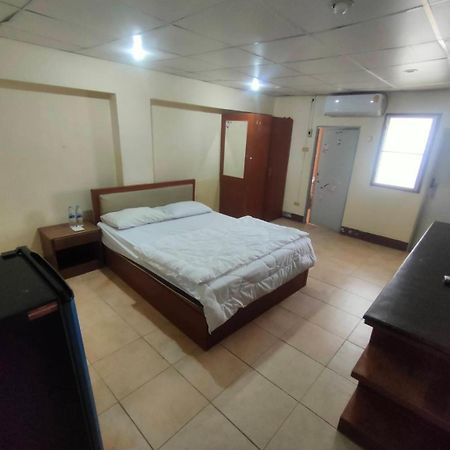 Prl Place Bangkok Bagian luar foto