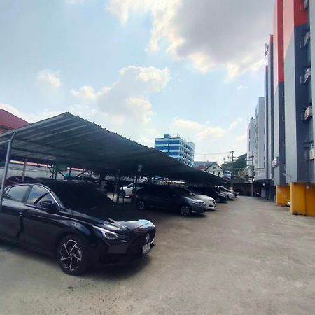 Prl Place Bangkok Bagian luar foto
