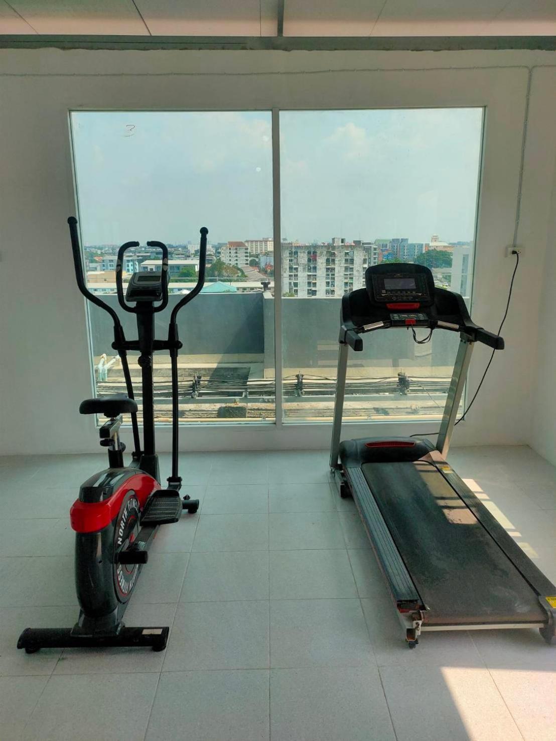 Prl Place Bangkok Bagian luar foto