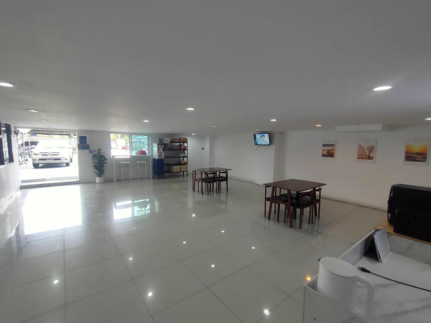 Prl Place Bangkok Bagian luar foto